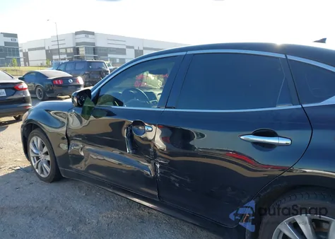 2013 Infiniti M37 z USA, uszkodzony, nr VIN JN1BY1AP8DM511377